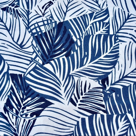 New! Pacific Marlin Men’s Button Down Shirt Leaf Print Pattern Size XL - Picture 7 of 10